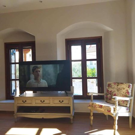 Tsolakis Luxury House Βίλα Λεωνίδιο Εξωτερικό φωτογραφία